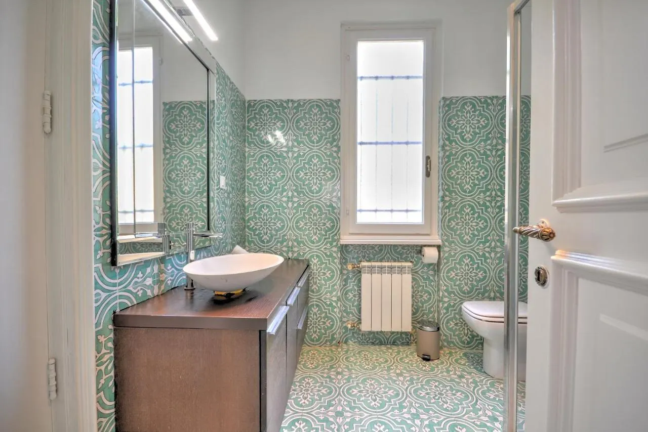 Villa Riviera Rapallo - 5 Min Walking From Beach Italy